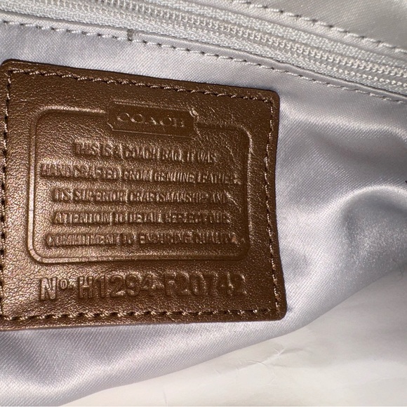 NWT Coach Gallery Embossed Leather Tote F20742 Brass/Copper Below $358 Retail - Picture 6 of 7